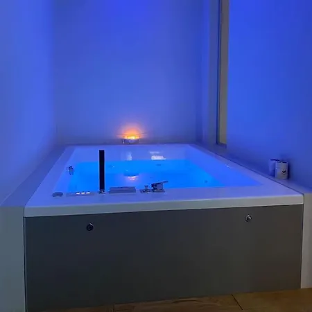 Apartment Loft Moderno 112mq Con Jacuzzi Privata